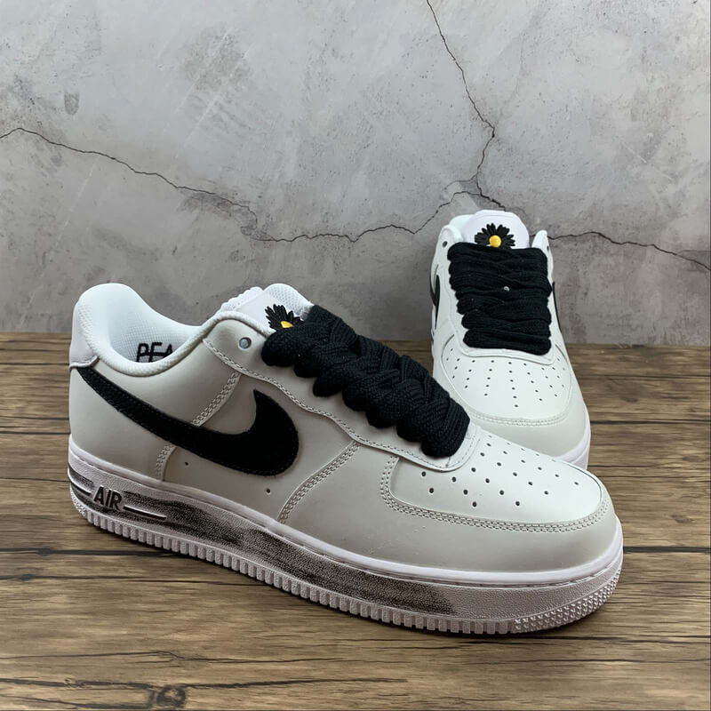 AirForce1-4560370 Nike AIR FORCE 1 Men Size 6.5 - 11 US